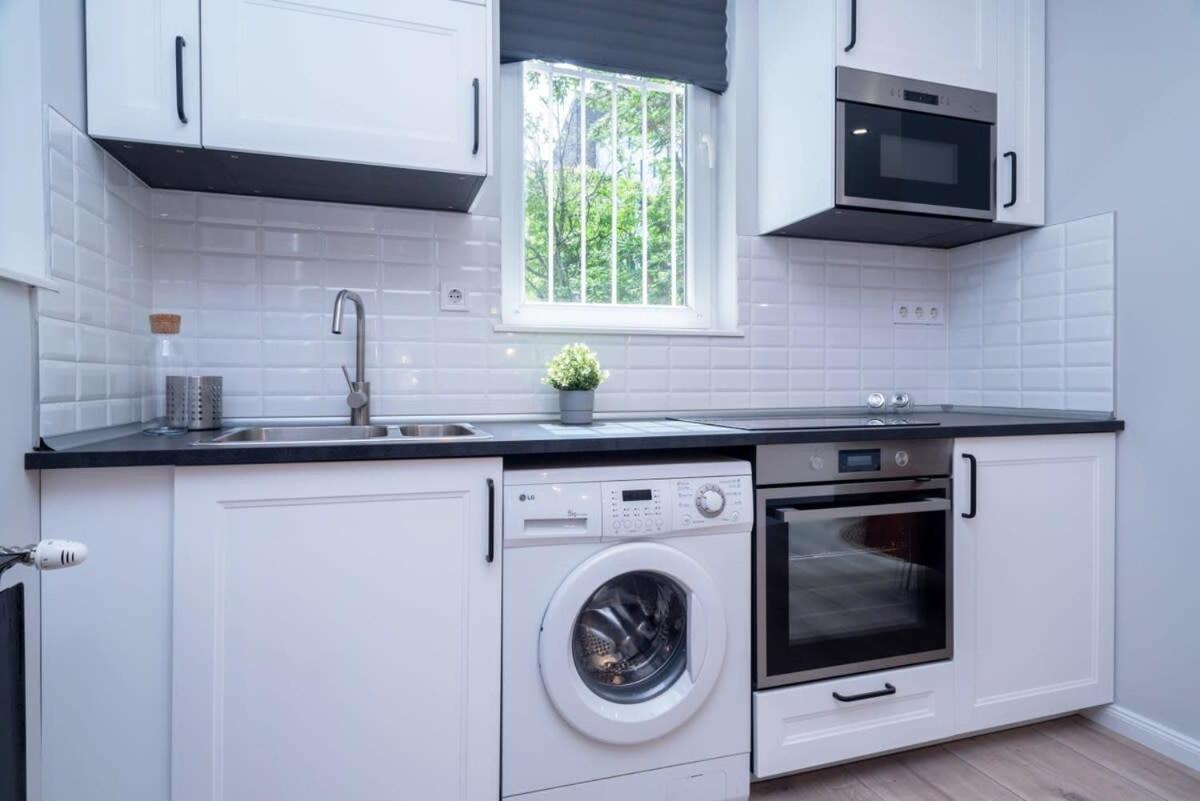 Super Central New Apartment With Air Conditioning — Fotók 2